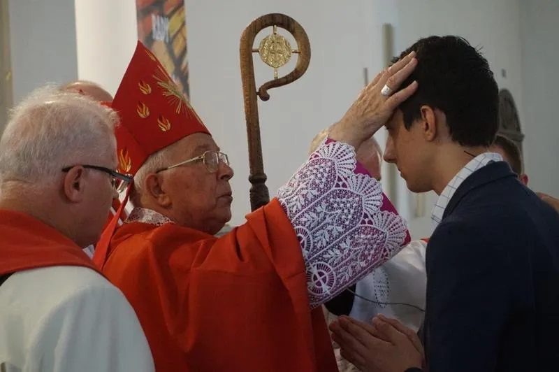 Znaczenie sakramentu święceń